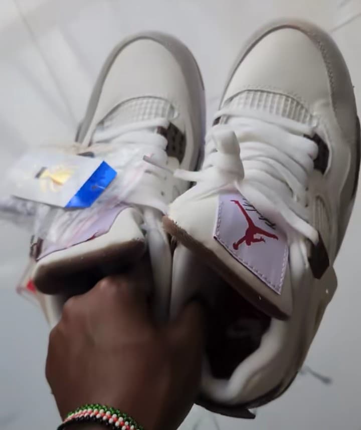 Air Jordan 4 Sail/Brown