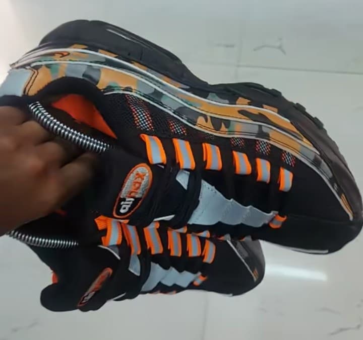 Nike Air Max 95 Camo Orange